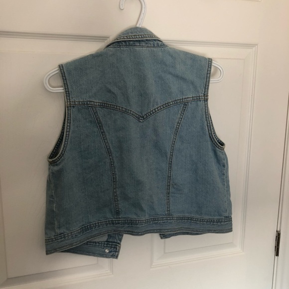 Light denim vest - Picture 3 of 4